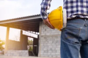 serviço de construção